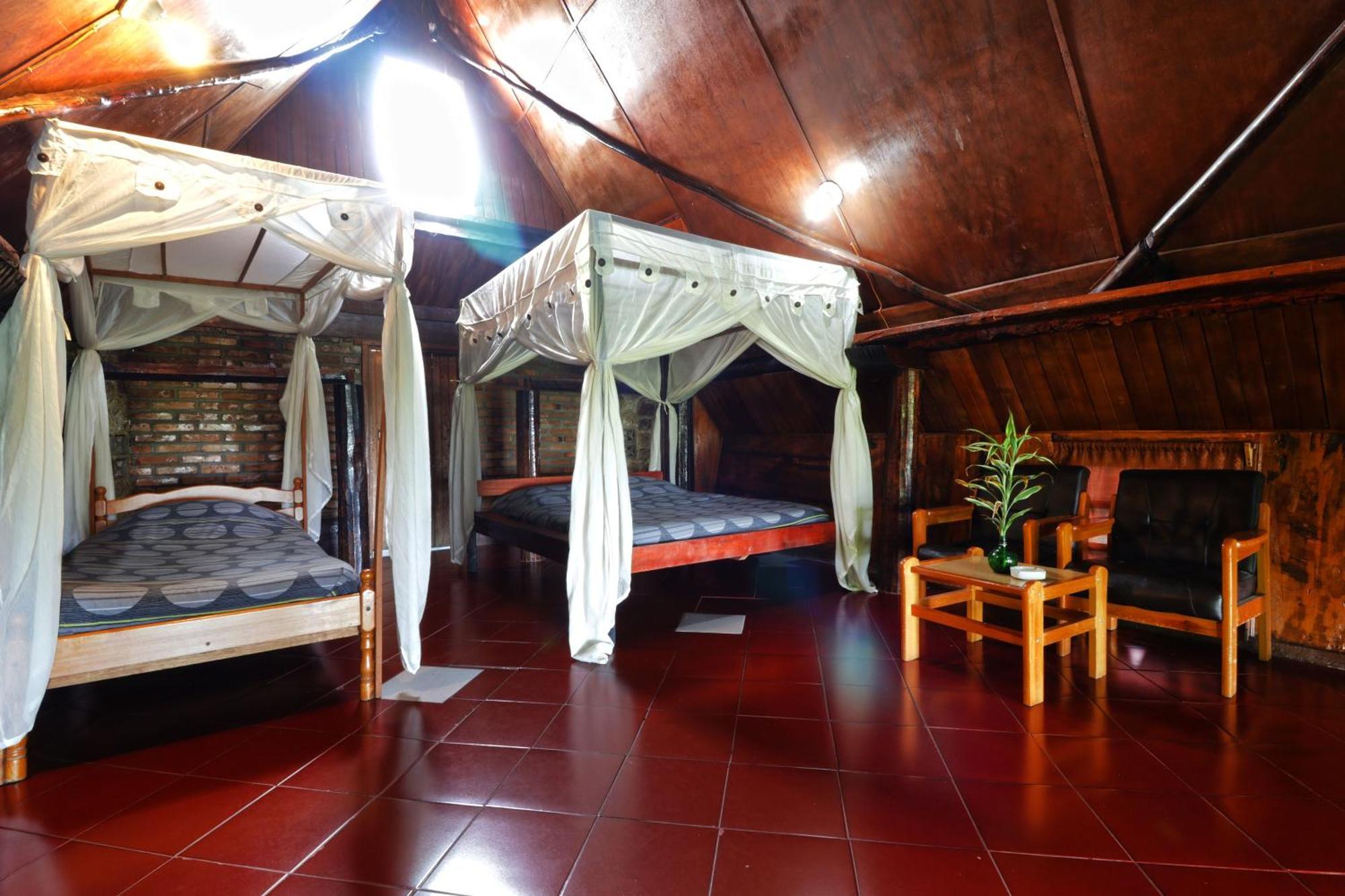 Bagus Bay Homestay Tuk Tuk Exterior photo